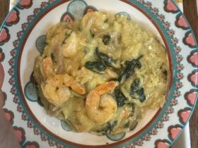 Creamy Garlic Prawn Risoni served