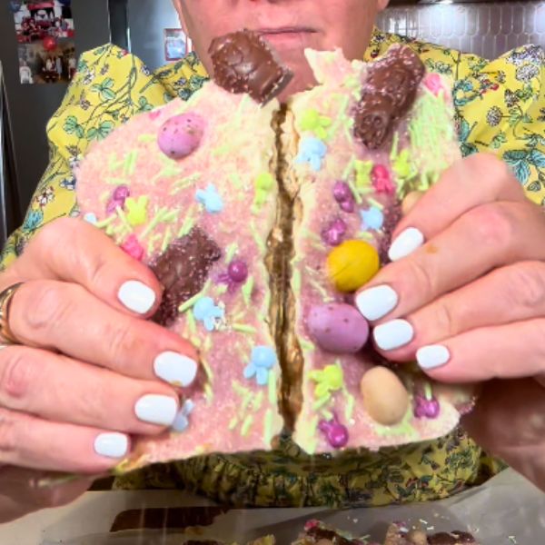Easter Crack cracking Easter Crack cracking slice