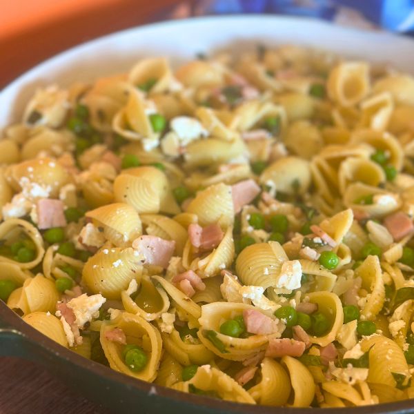 Bacon and Pea Pasta 3 Bacon and Pea Pasta in bowl