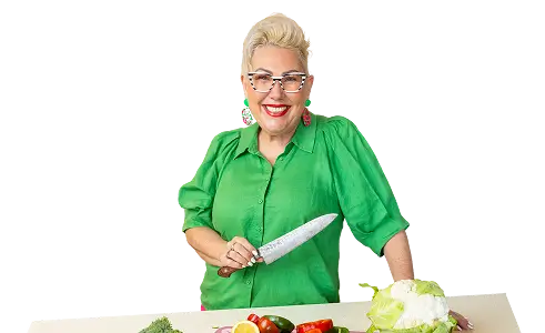 steph-de-sousa-colourful-veg-prep